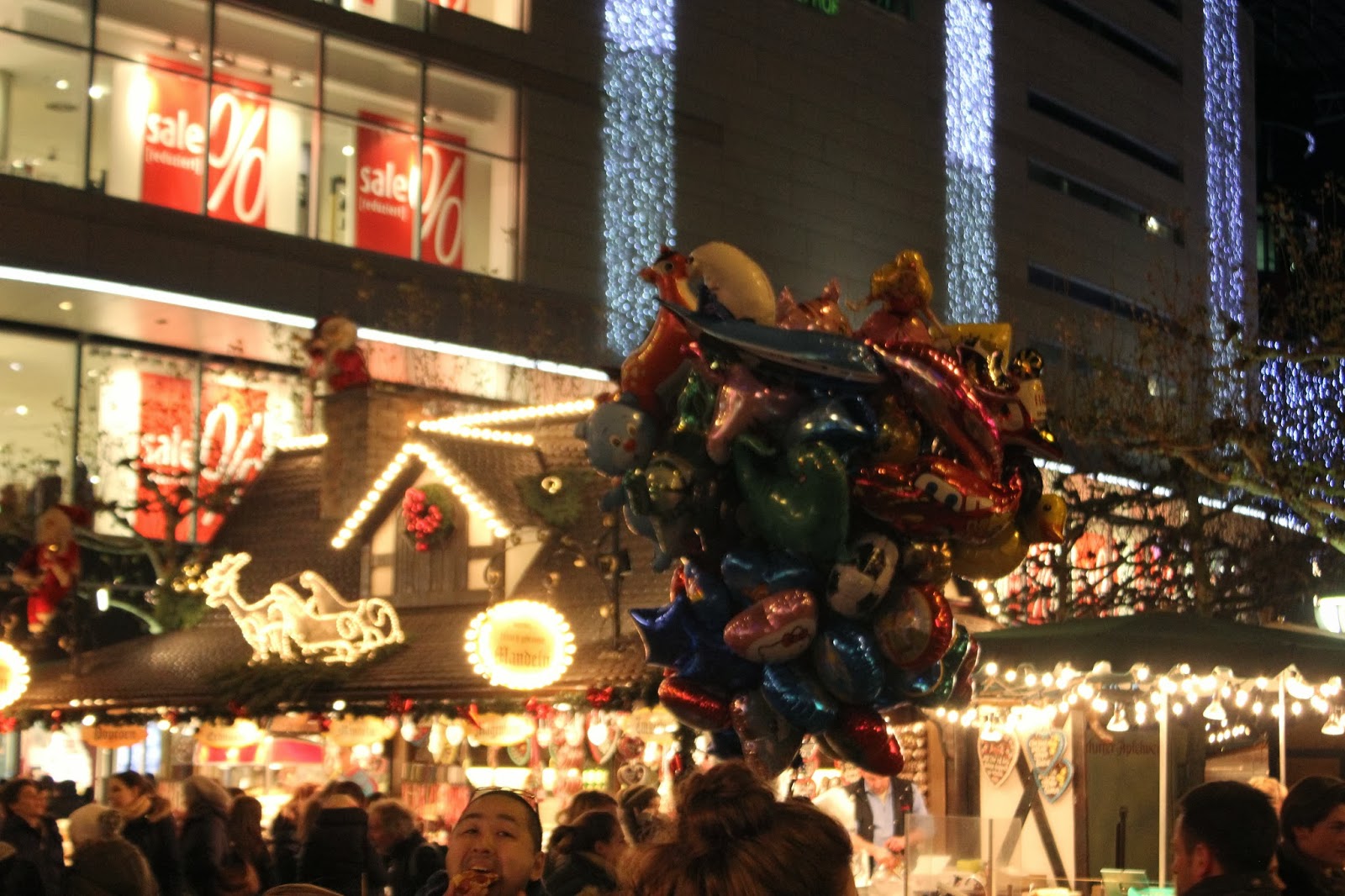 Hawks and honey: Frankfurt, Germany {things to do, food to eat and