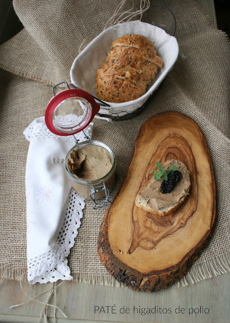 Paté De Higaditos De Pollo Al Oporto Con Cebolla Negra
