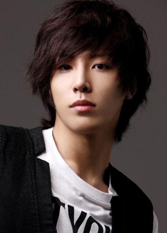 New Korean Hair Style 2013 Best Short Korean Hairstyle For Men 2013