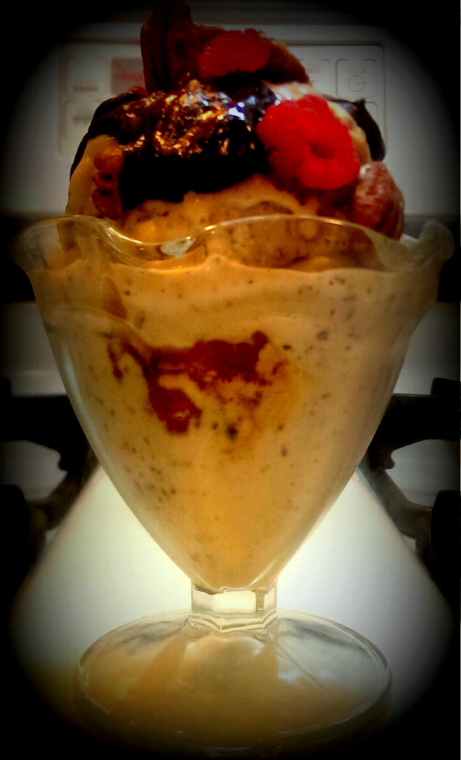 The Suburban Hippie she's one resourceful cookie Vegan ice cream sundae