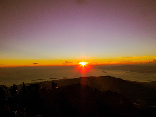 sunrise on rinjani
