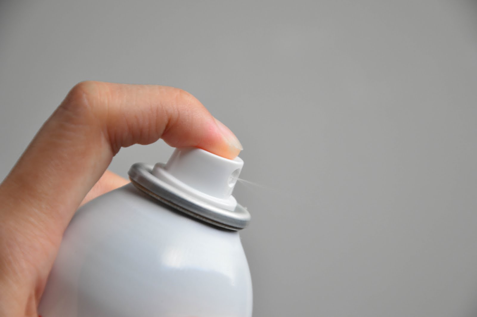 REVIEW Avène Thermal Spring Water Spray Soothing & Softening