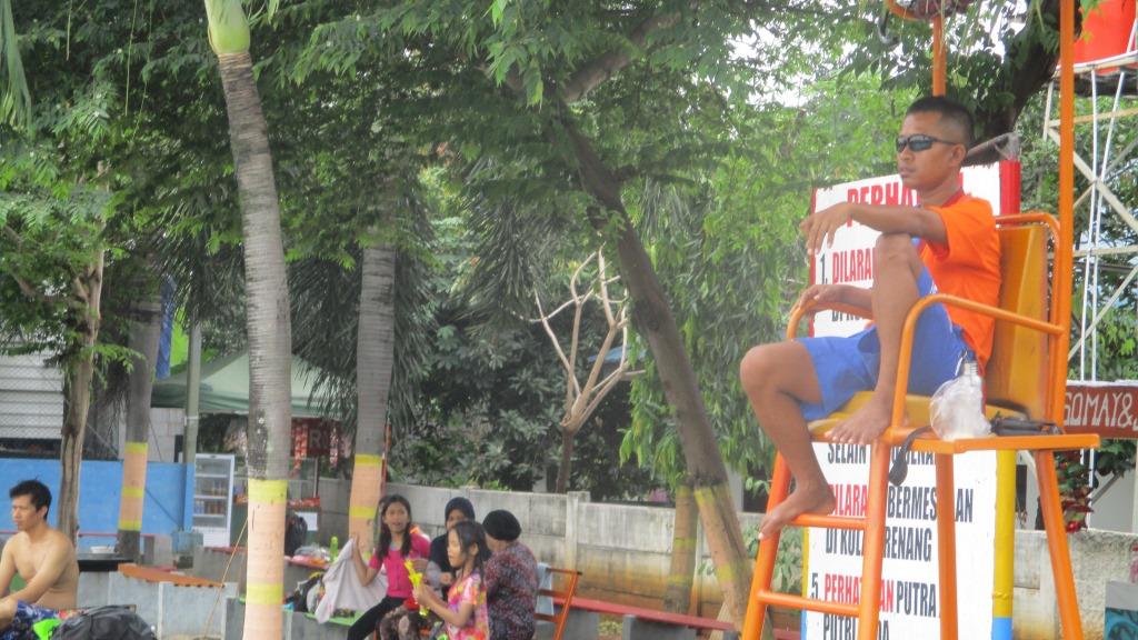 Harga Tiket Masuk Kolam Renang Korps Marinir Cilandak KKO