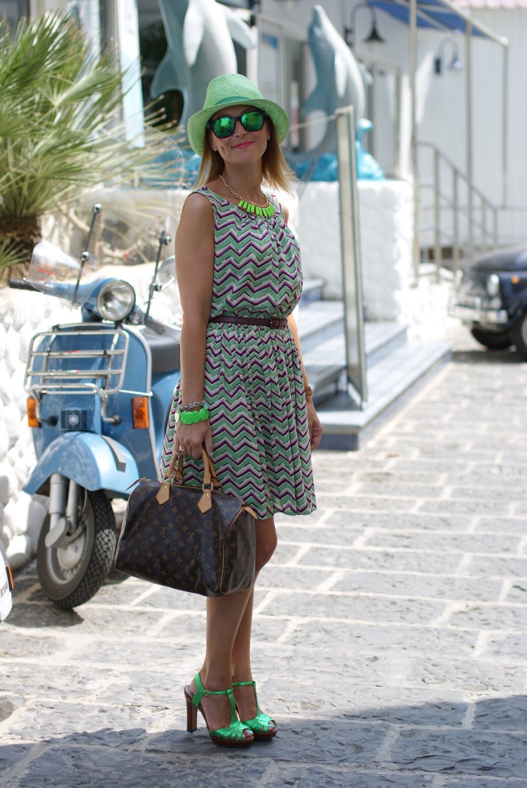 Green chevron dress | Fashion and Cookies - fashion and beauty blog