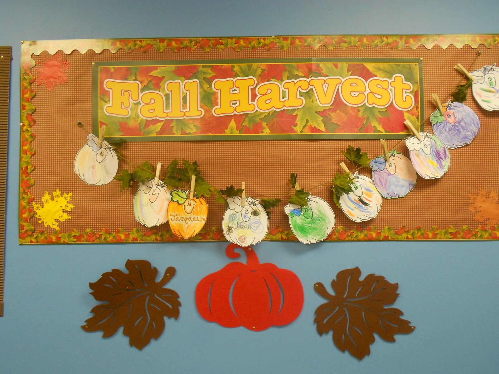 Robin s Song Sunday School Bulletin Board Ideas robin-s-song-sunday-school-bulletin-board-ideas
