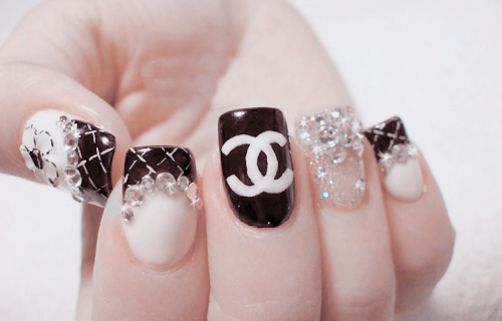latest nail art design fashion