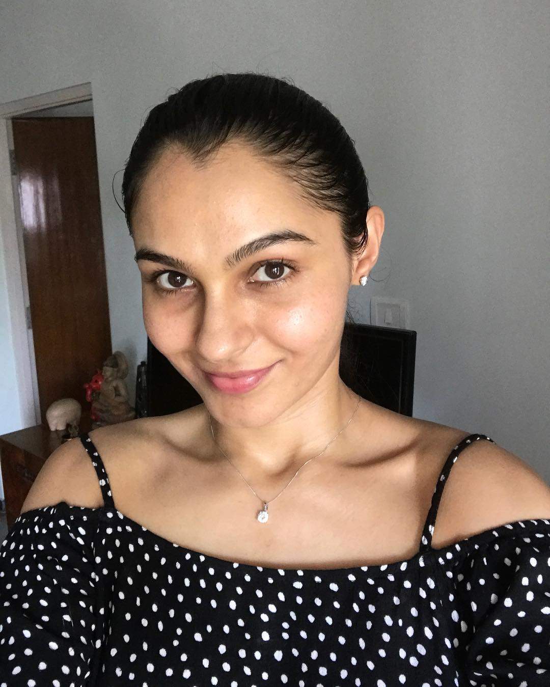 tamil cinema actress andrea jeremiah photo gallery tamil cinema actress andrea jeremiah photo gallery