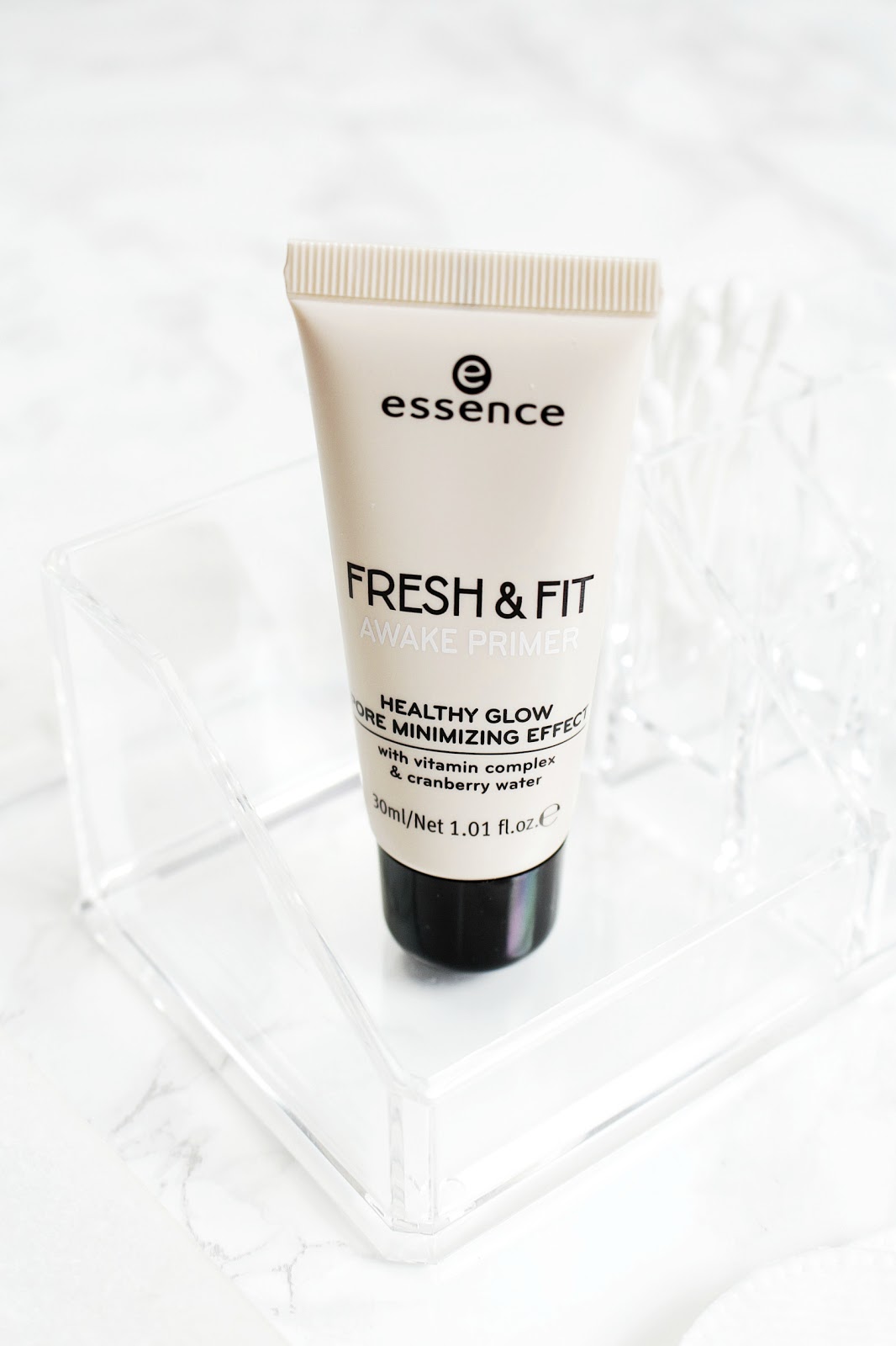 essence fresh and fit primer