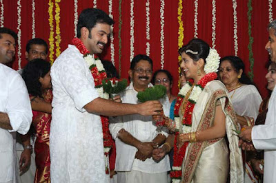 1493044486_Prithviraj_Sukumaran_Marriage_photos