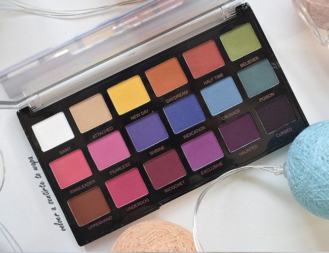 Paleta de sombras de ojos Regeneration Trends Mischief Mattes de Revolution Paleta de sombras de ojos Regeneration Trends Mischief Mattes de Revolution