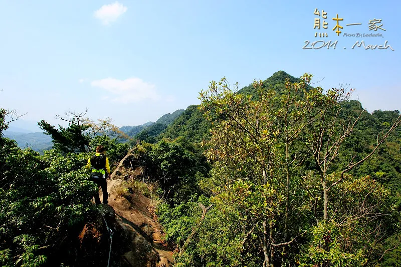 三峽五寮尖|傳說中的猴精|五層樓高垂直峭壁山脊線|桂林山水