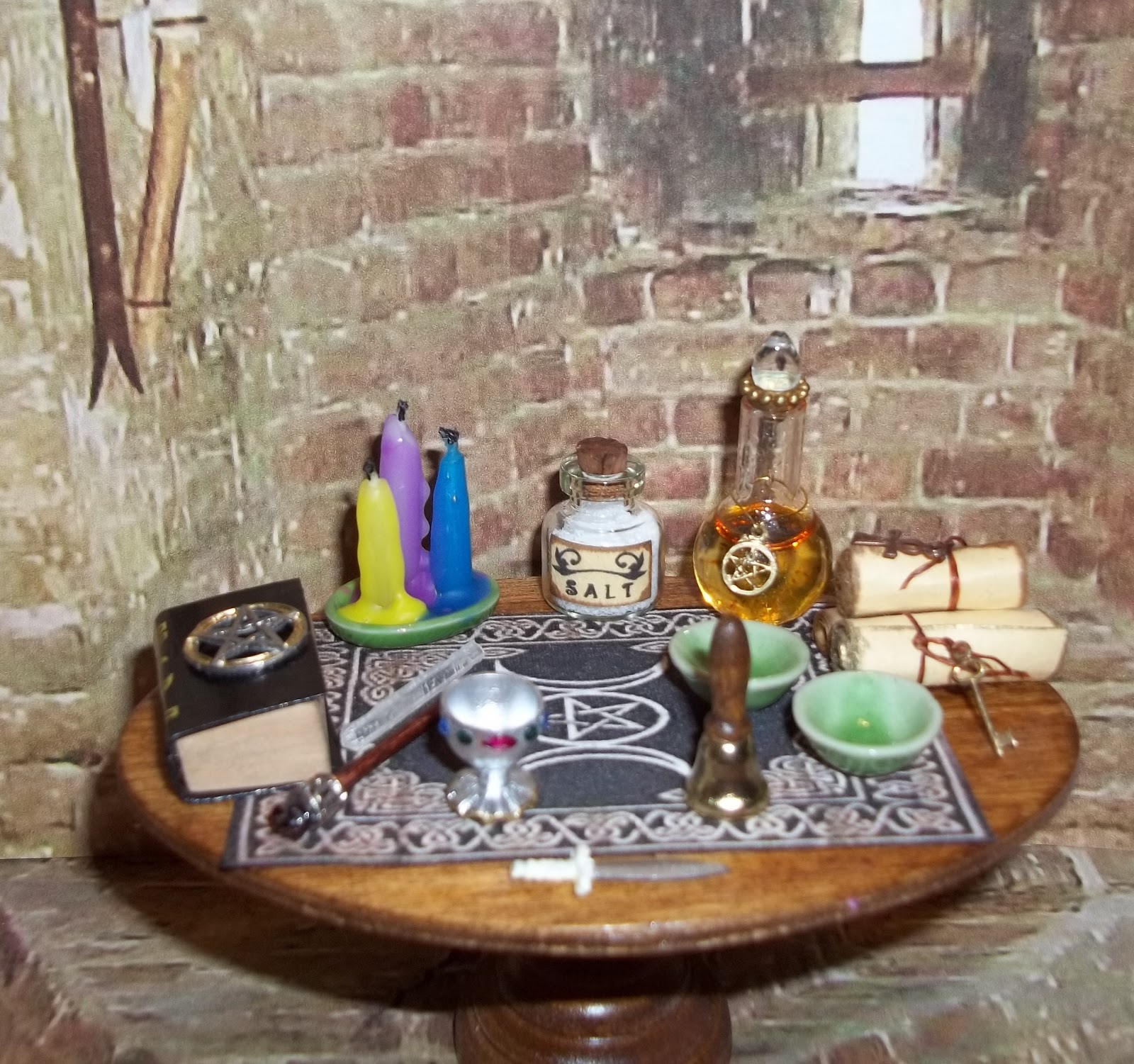 Creatively Haunted Miniatures All Hallows Eve!