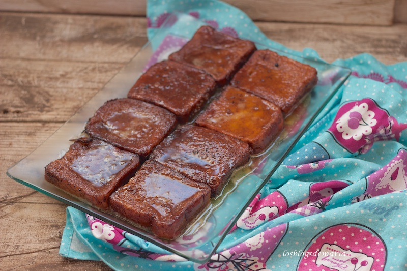 Torrijas con licor de nísperos