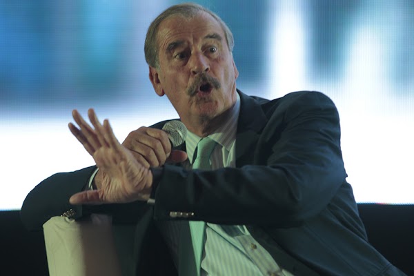 Vicente Fox pide no eliminar el dinero a los partidos políticos