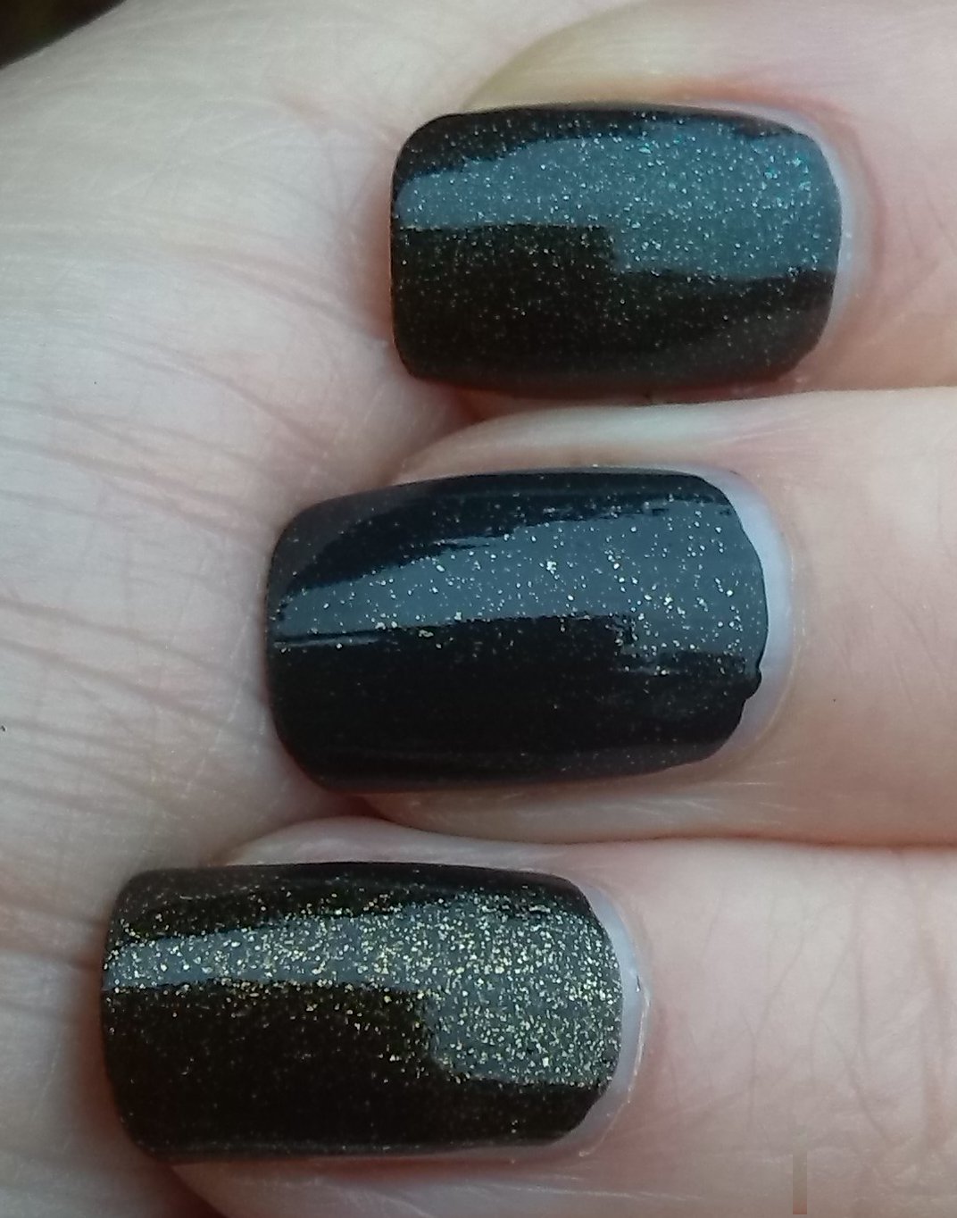 ATC Slitheen,  OPI Live and Let Die,  AE Beauty Never Fails