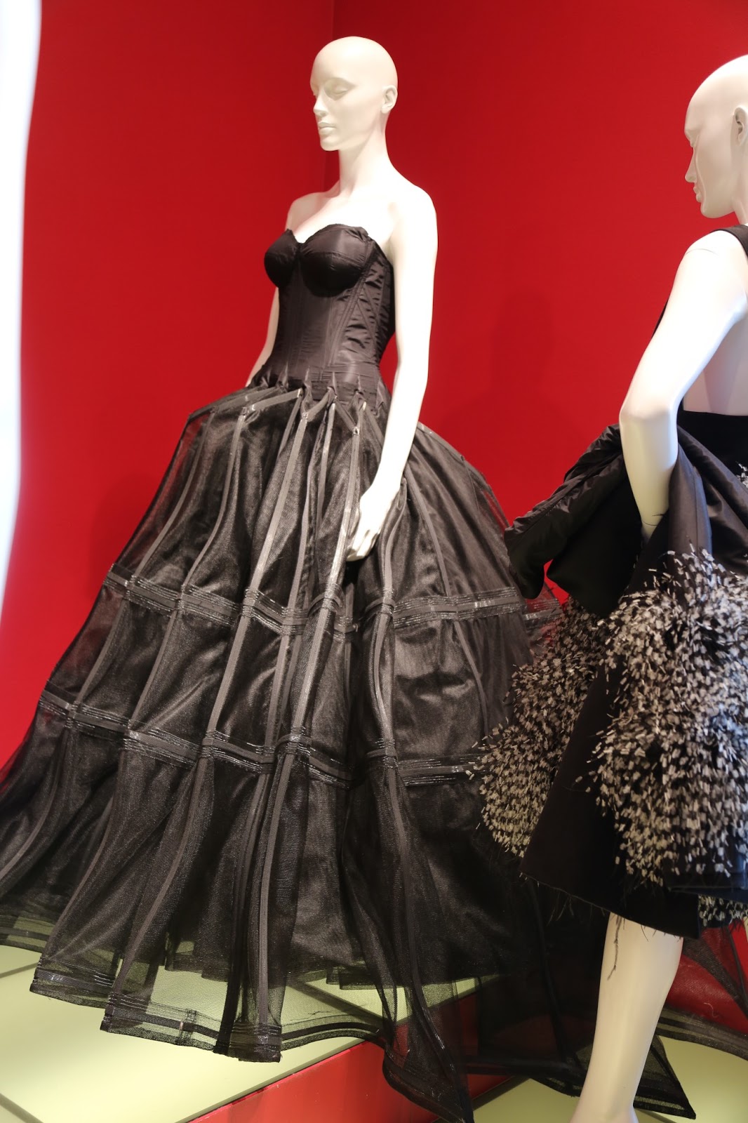 Everyday Meg : The Little Black Dress Collection.