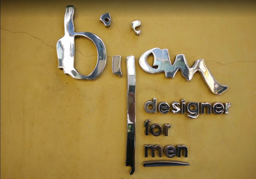 KENALI BEG MEWAH BERJENAMA BIJAN YG DIRAMPAS DIKEDIAMAN DS NAJIB RAZAK