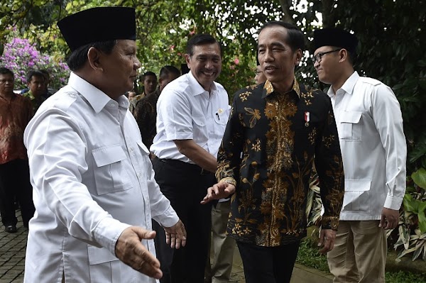 Survei Mardani: Elektabilitas Jokowi Turun, Prabowo Tidak Naik, Butuh Figur Baru?