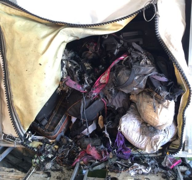 'Bomb bag' designed to resist the bomb explosion on the plane