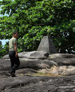 pantai tanjung pendam belitung