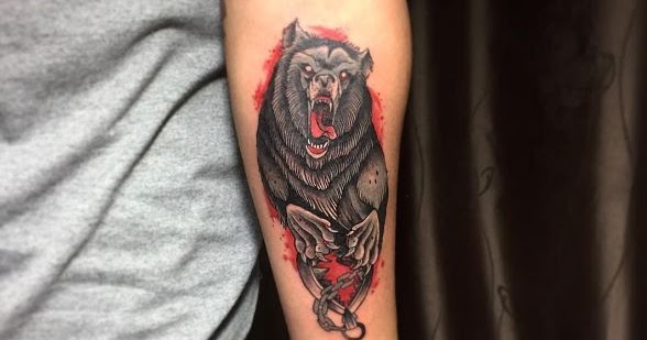 Outline Mama Bear And Cubs Tattoo