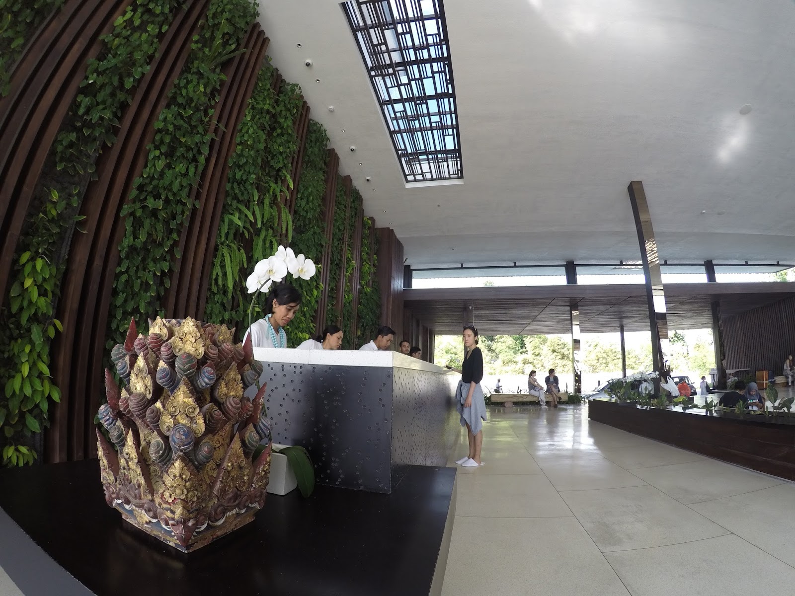 Get Alila Seminyak Lobby Pics