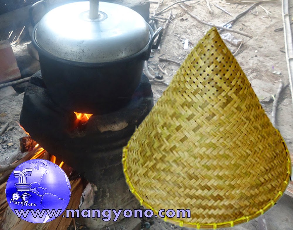 Peralatan Masak Tradisional Indonesia Kukusan atau Aseupan Peralatan Masak Tradisional Indonesia Kukusan atau Aseupan
