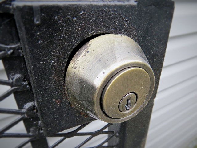 gap deadbolt gate lock