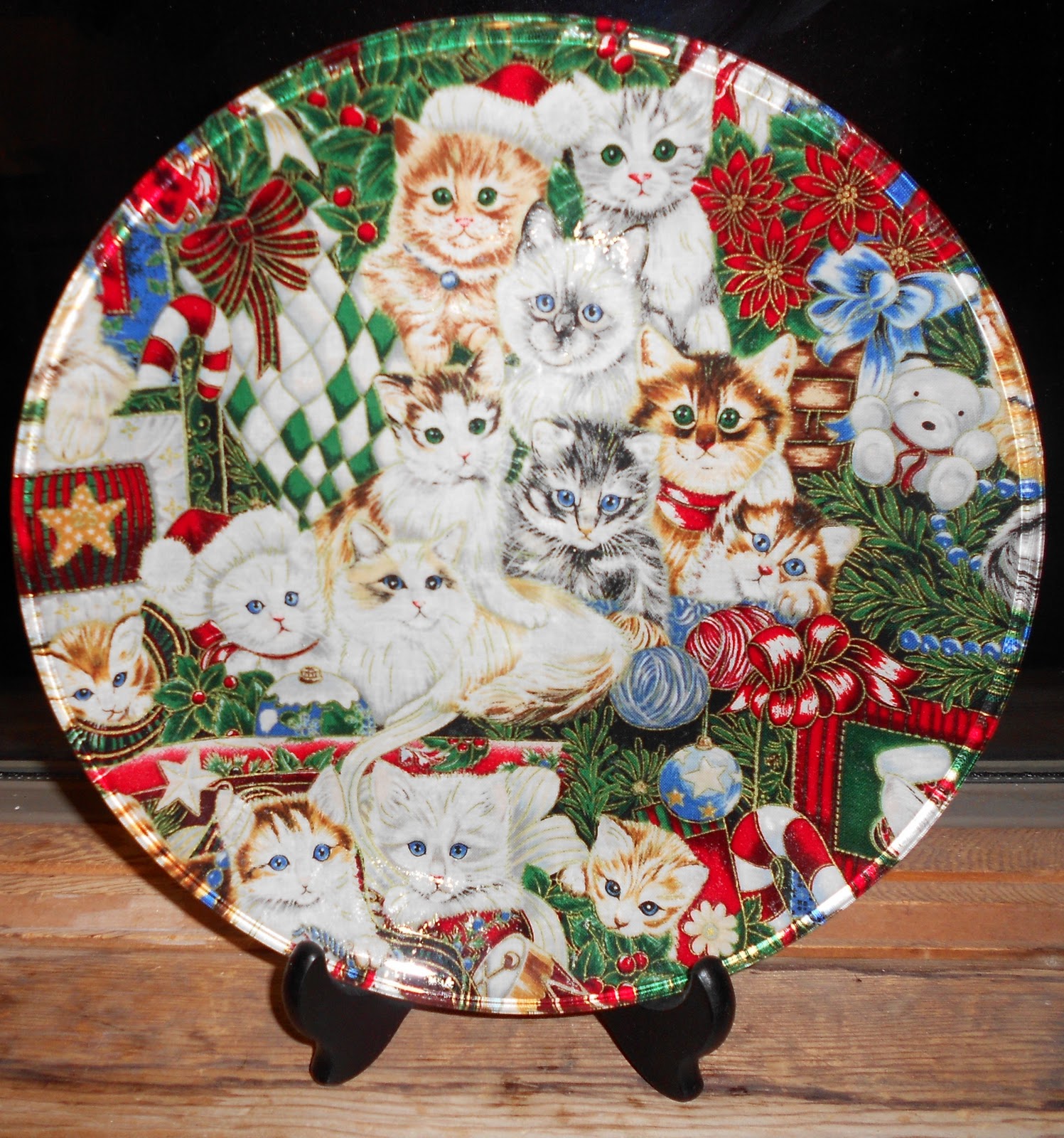 babycakes-crafts-holiday-decoupage-plates