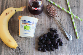 Blueberry pomegranate smoothie - so sweet, tangy, and flavorful!