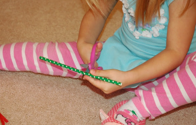 Christmas Cutting Tray for Preschool Fine Motor Scissor Skills