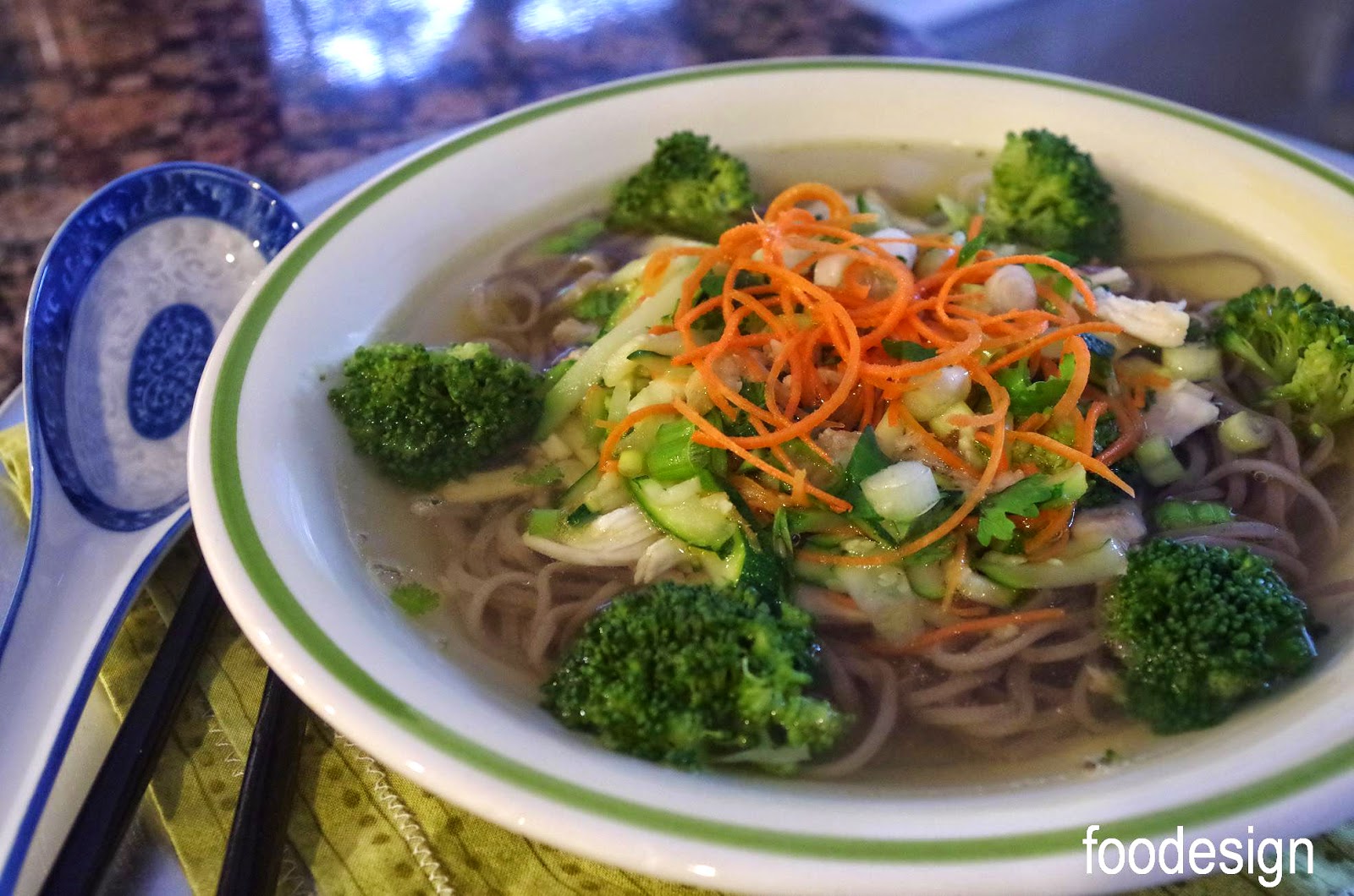 foodesign chicken soba noodle soup