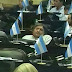 AXEL KICILLOF Y MÁXIMO KIRCHNER, DORMIDOS EN PLENA SESIÓN