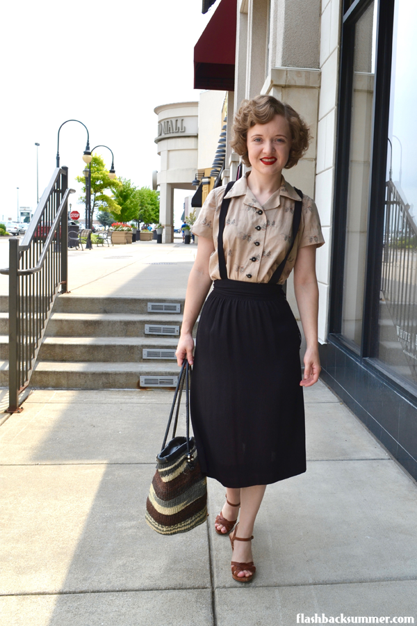 Flashback Summer: 1940s Pinafore Skirt and blouse