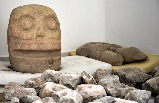 Archaeologists find Mexico temple to god of skinning sacrifices Archaeologists find Mexico temple to god of skinning sacrifices