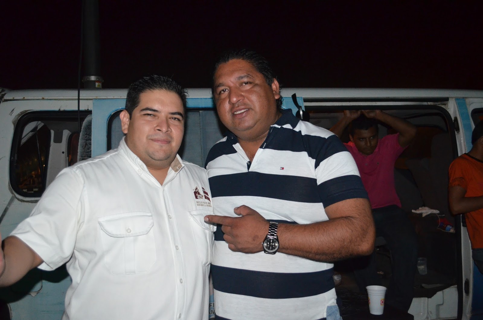 Total 16+ images locutores del lobo