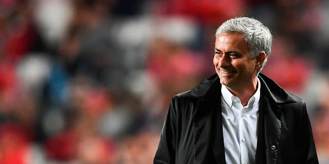 Jose Mourinho Tertarik Mengelola Tim Nasional Sebelum Pensiun Jose Mourinho Tertarik Mengelola Tim Nasional Sebelum Pensiun