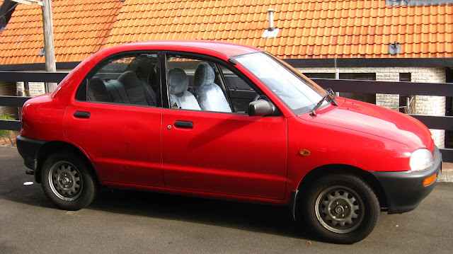 Mazda 121 db