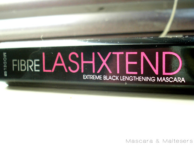 ModelCo Fibre LashXtend Lengthening Mascara 