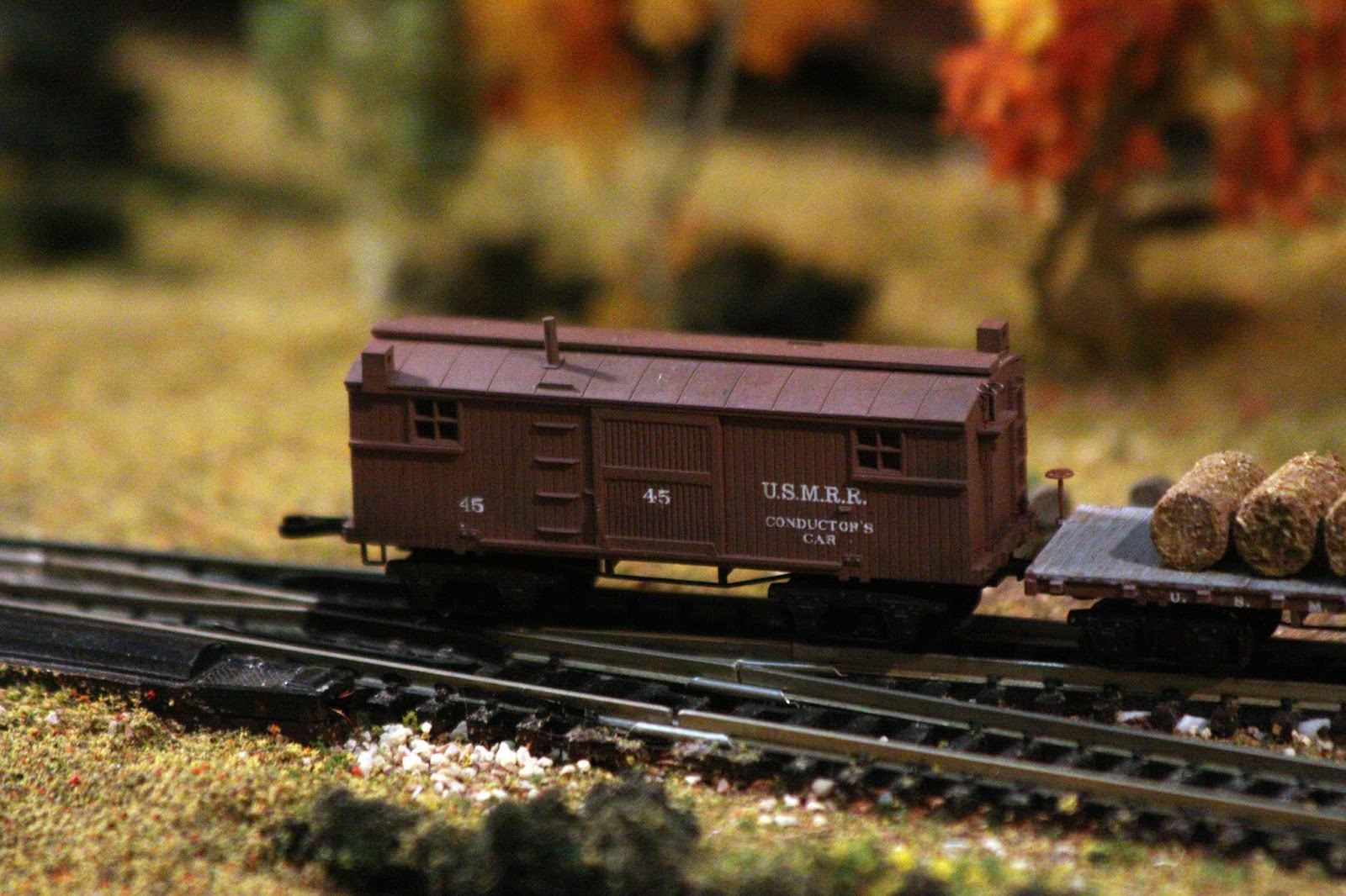 Civil War Trains in N Scale Weathering the freight cars and more photos