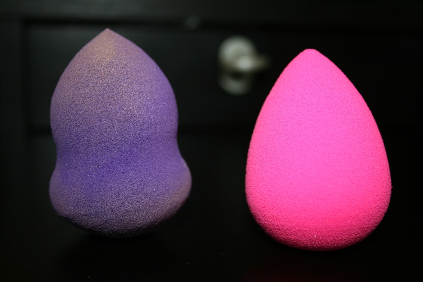 Beauty Blender, Blender Baby, Essence Make Up Sponge, etc, etc, etc.