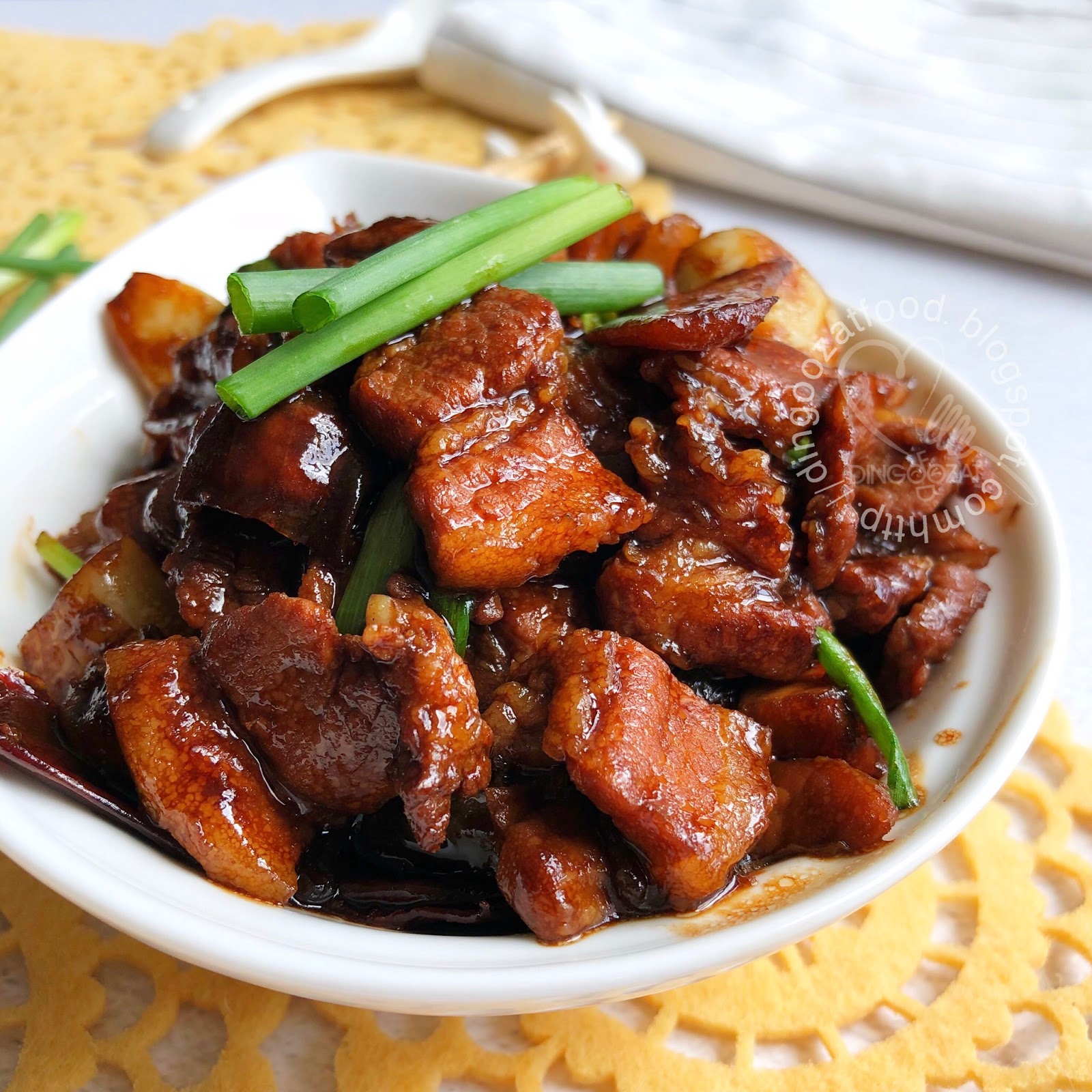 Miki's Food Archives Stir Fry Pork Belly With Salted Fish 香炒咸鱼花腩