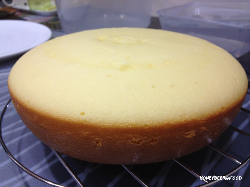 Honeybee916 Food Baking with Rice Cooker White Wings Butter Cake