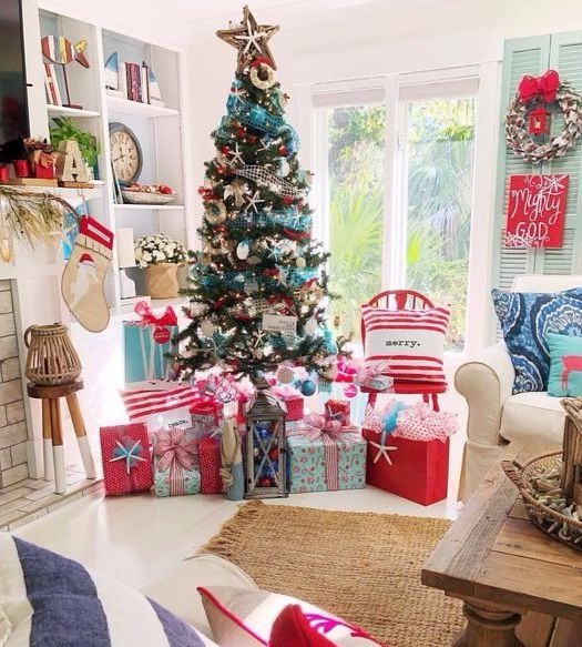 Turquoise and Red Christmas Living Room