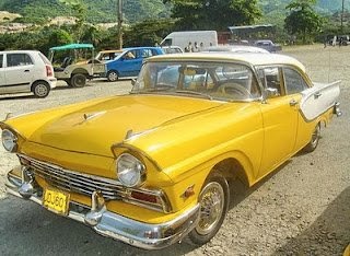 CUBA COLLAGE: Carros Antiguos