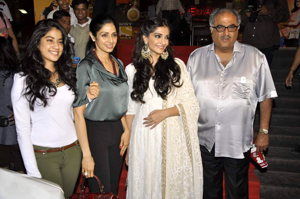 Jacqueline, Deepika, Sonam & Others at 'Shirin Farhad Ki Toh Nikal Padi' Screening