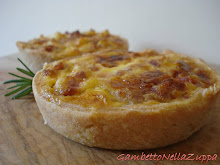 Quiche integrale di mele e cipolle di Knam...con salsicce