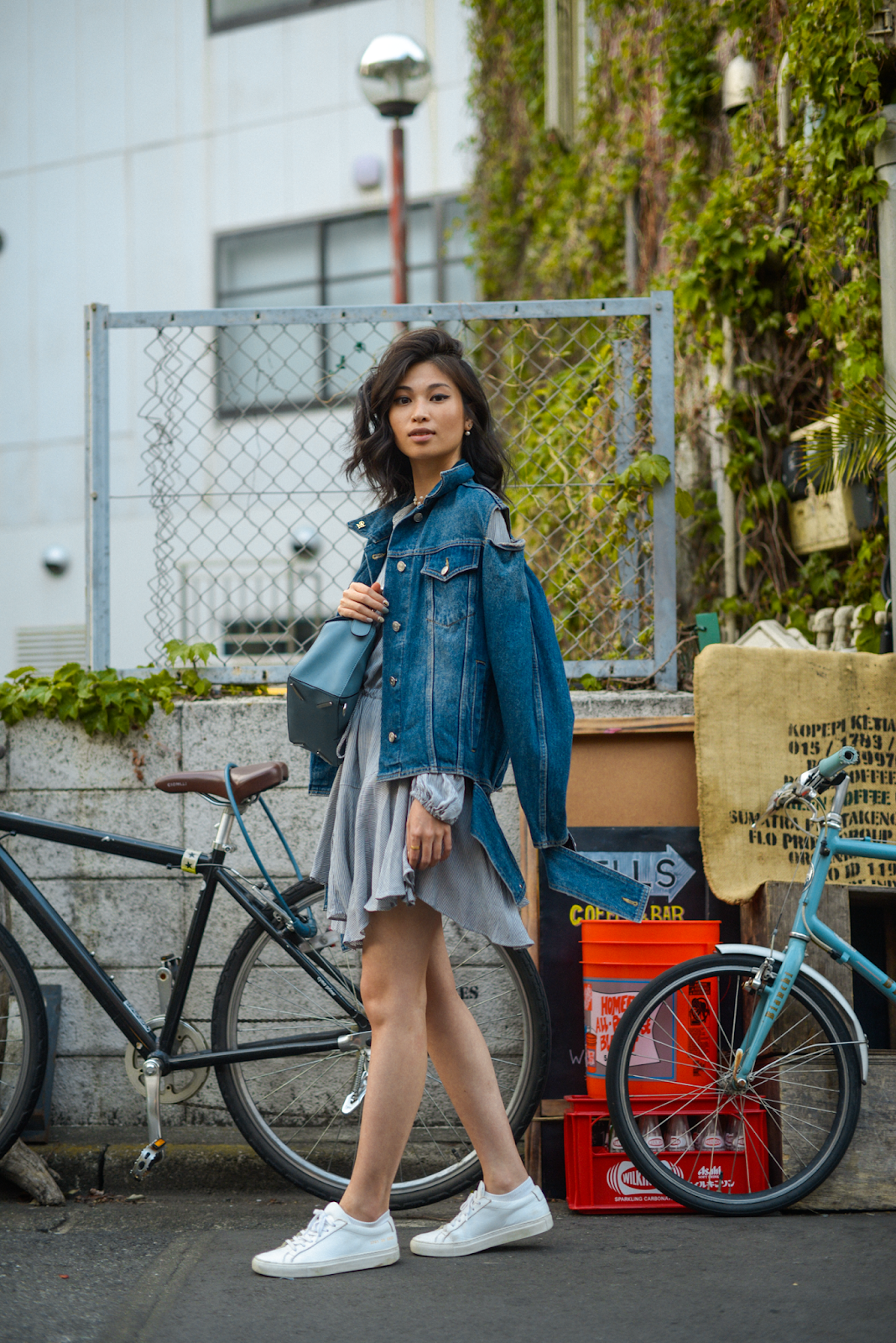 Tokyo coffee shops, PELLS coffee and bar, denim jacket and blue dress, Loewe puzzle bag, Tokyo style blogger, FOREVERVANNY