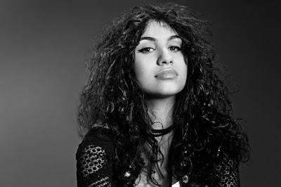 Alessia Cara Struggles But Proves Courageuously Honest Into Adulthood In Her New 'Growing Pains' Musique Video!