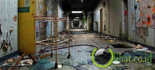 10 Penampakan Hantu Menyeramkan di Rumah Sakit Indonesia